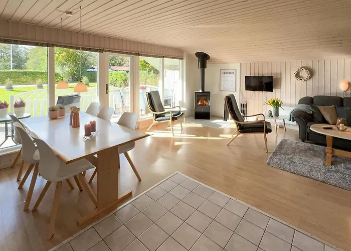 3 Bedroom Pet Friendly In Hemmet